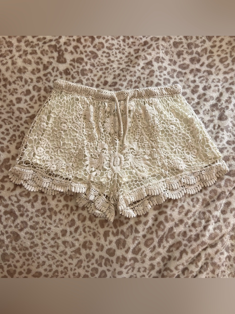 aerie Cream Crochet Lace Shorts